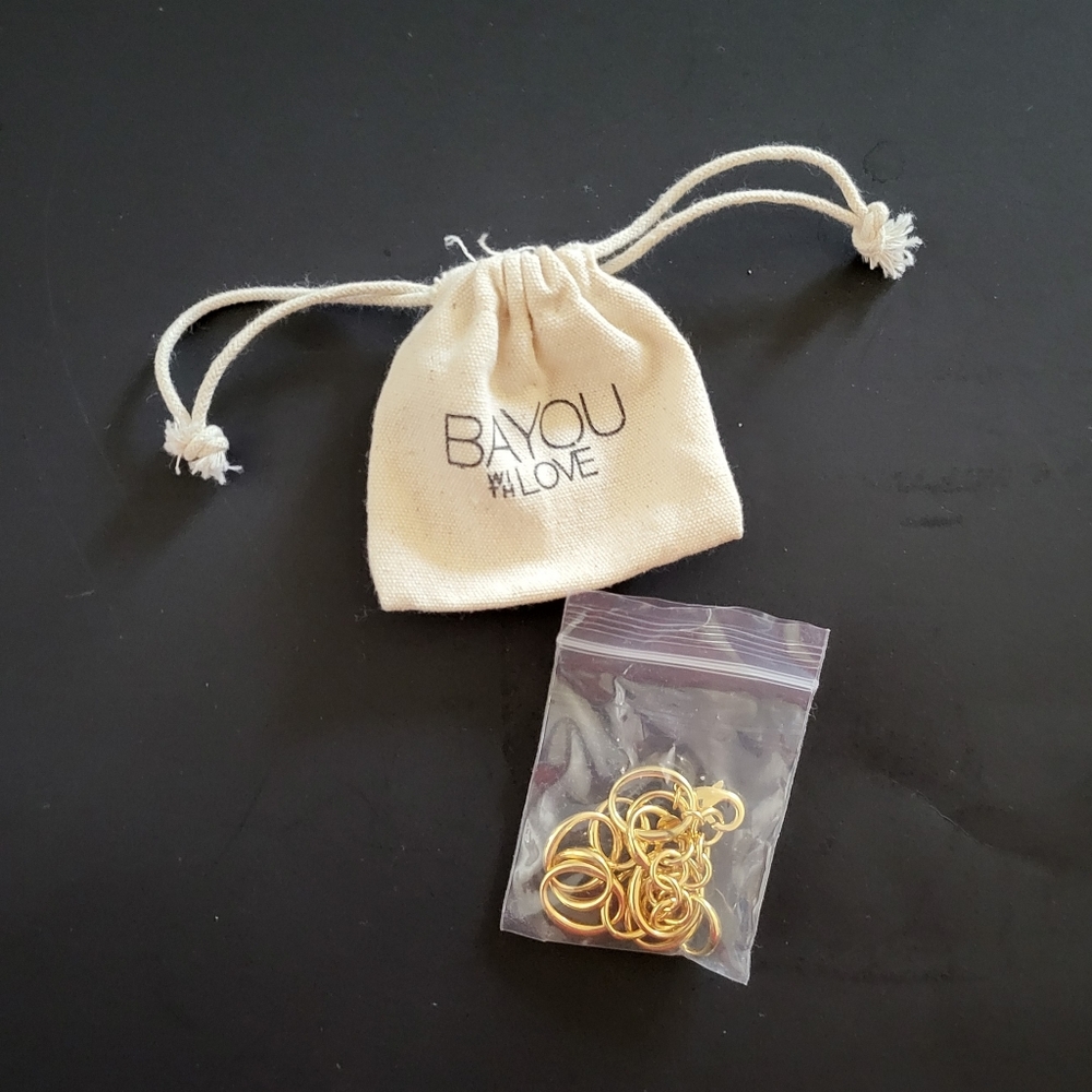 NWOT 'Bayou With Love' Oval Chain Bracelet